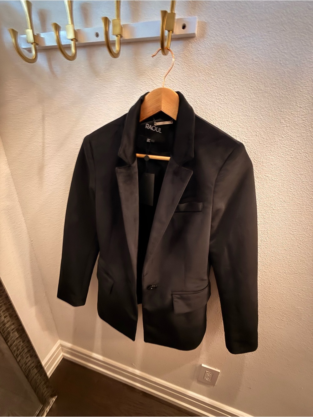 Raoul Black Single-Button Notch Lapel Blazer